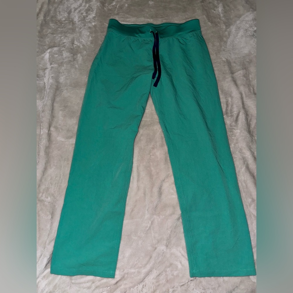 Women's FIGS Scrub Pants SURGICAL GREEN